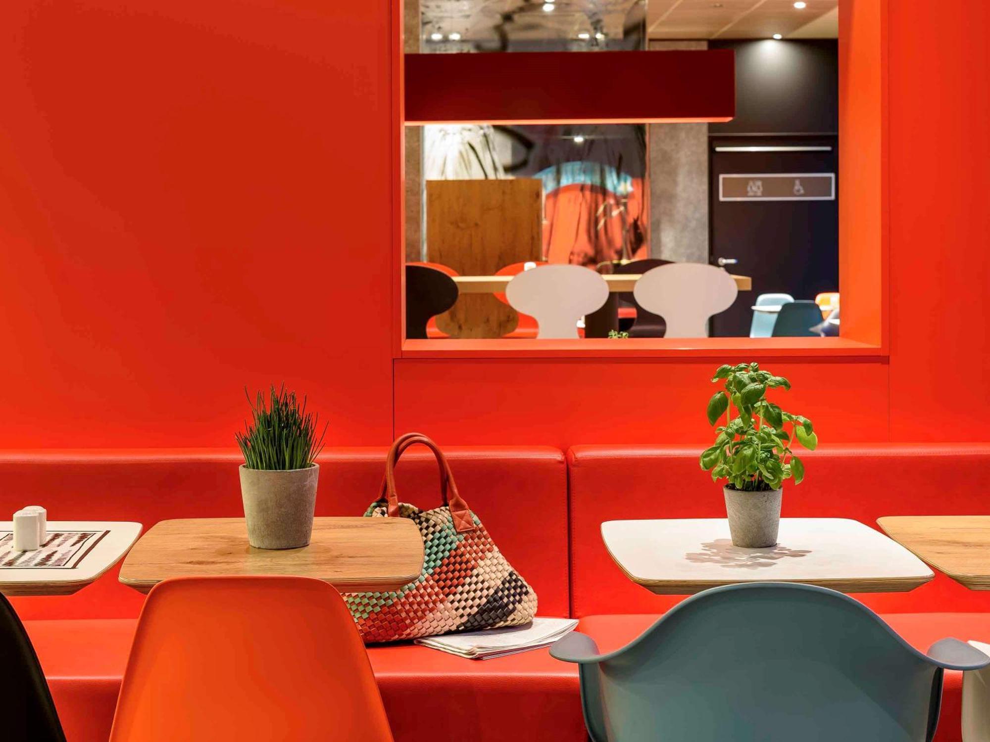 Ibis Leipzig City Exterior foto
